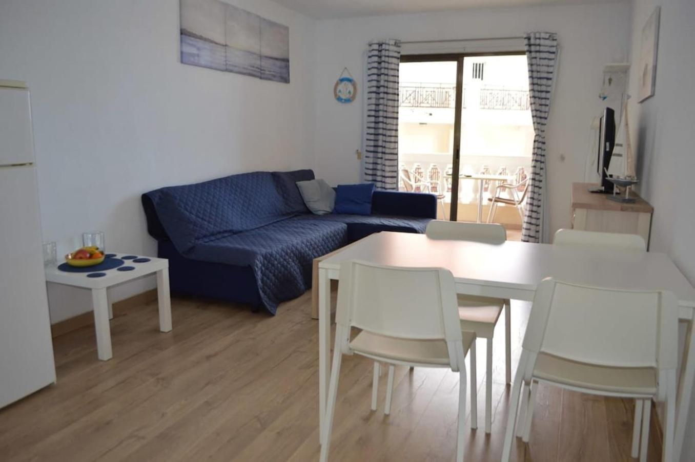 Lovely 1 Bed Apartment In Castle Harbour C108 Лос Кристианос Экстерьер фото