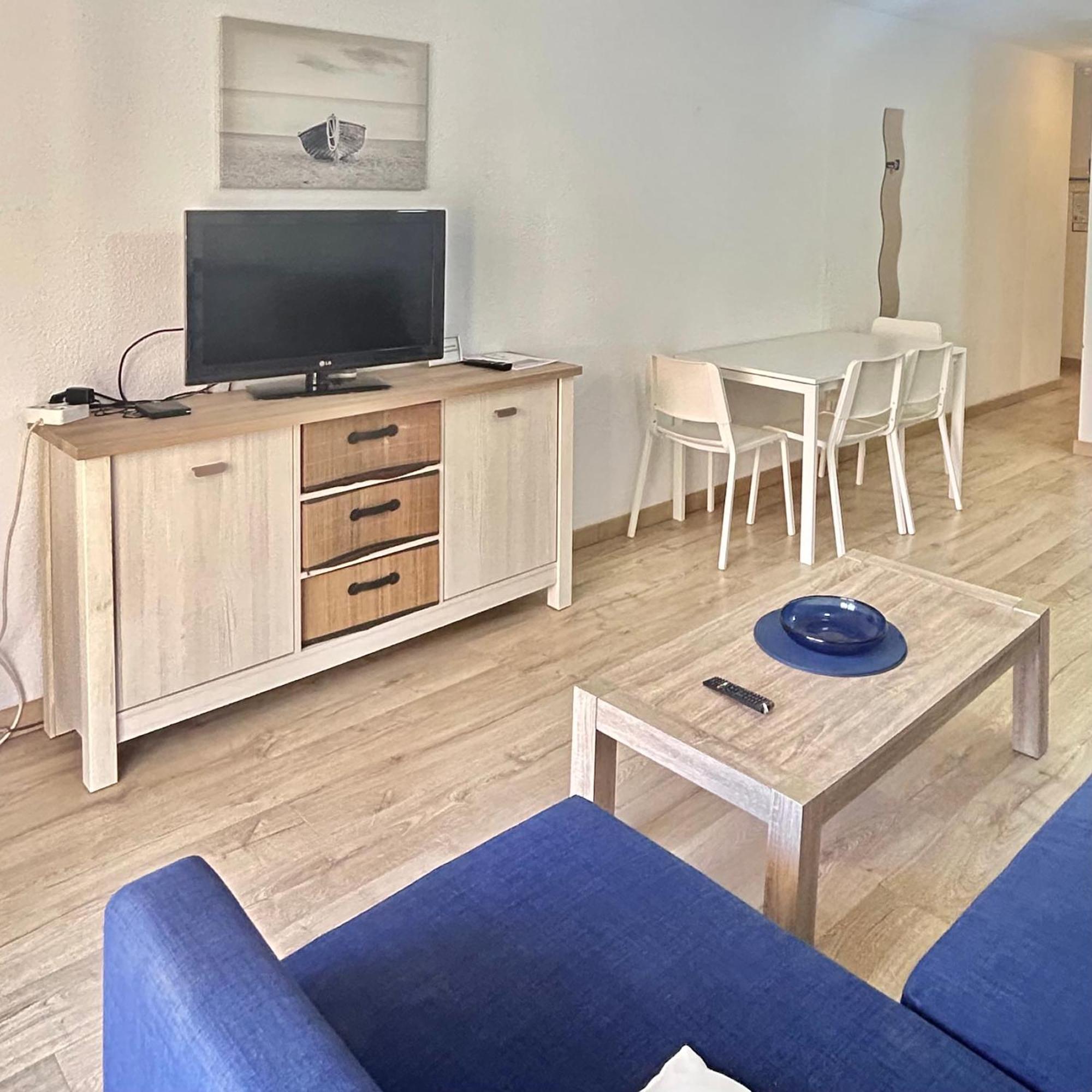 Lovely 1 Bed Apartment In Castle Harbour C108 Лос Кристианос Экстерьер фото